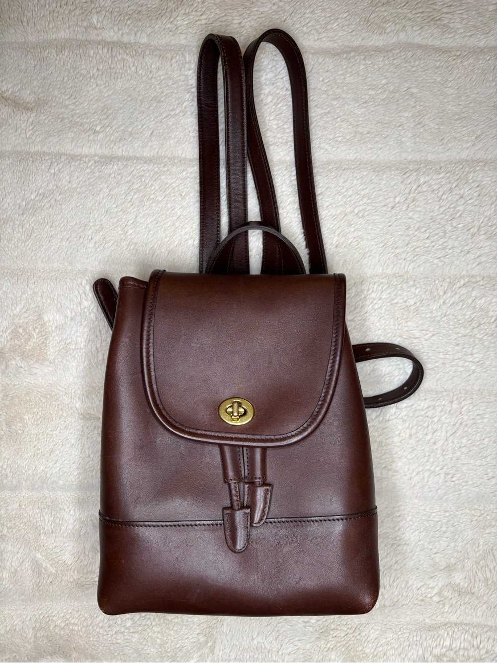Vintage COACH 9960 Daypack Mahogany Brown Leather Drawstring Mini Backpack USA